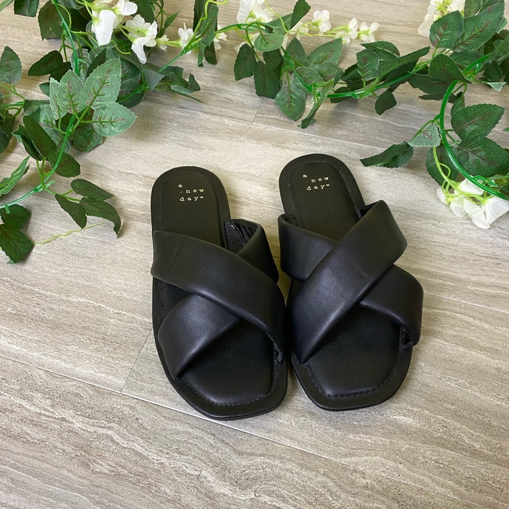 ♣️A•N•D Target Sandals
